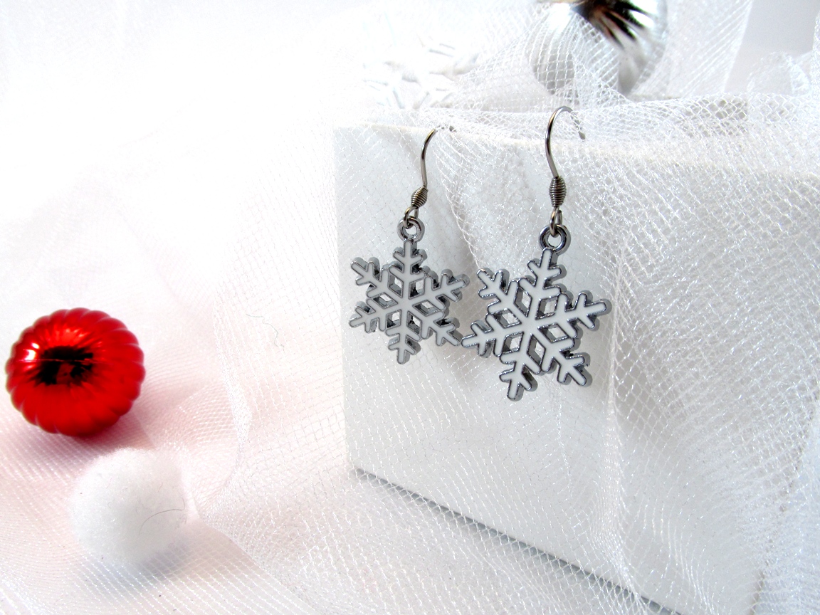 Cercei fulgi emailati tortite din inox craciun